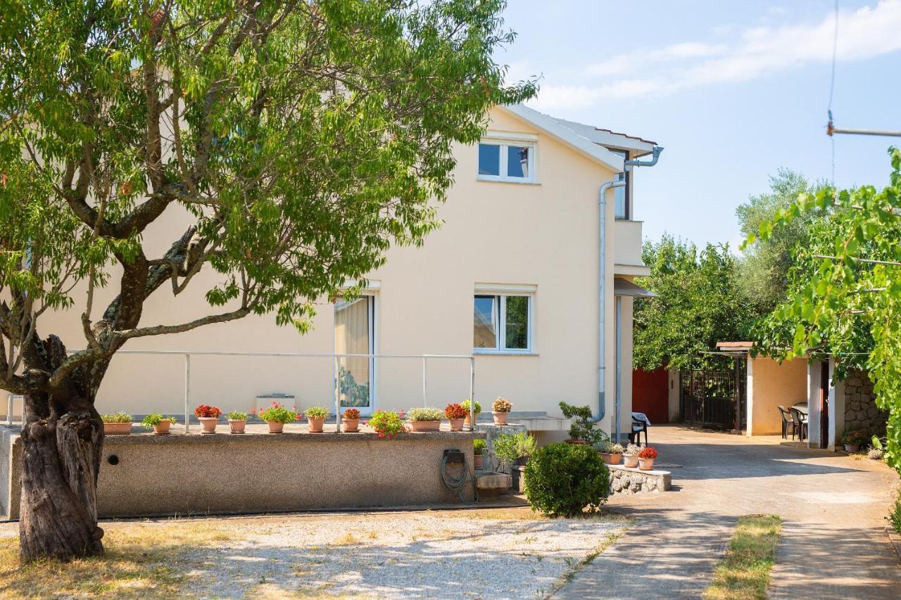 Apartment Lipovac Malinska Dış mekan fotoğraf
