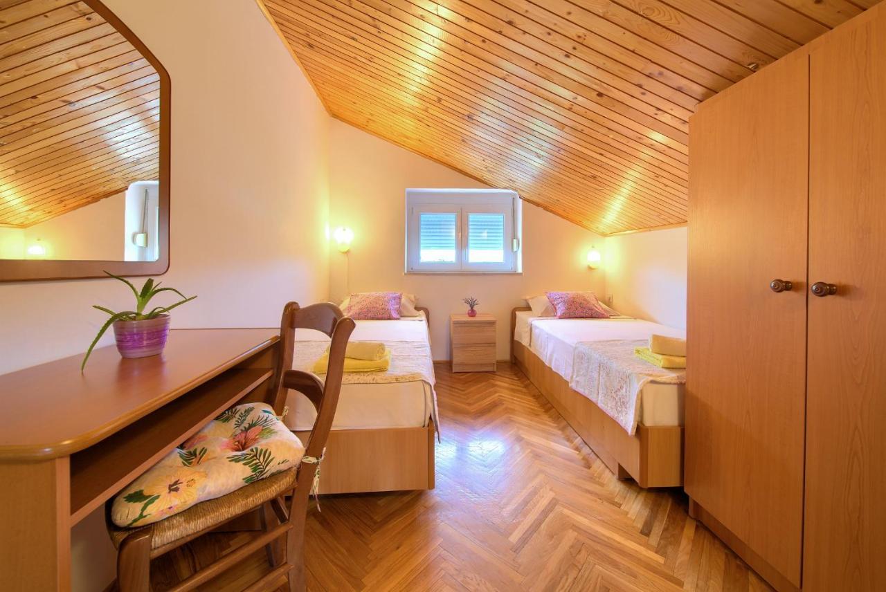 Apartment Lipovac Malinska Dış mekan fotoğraf
